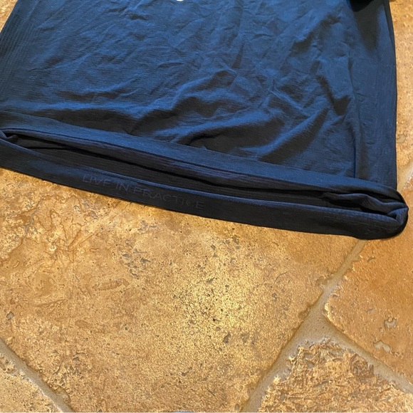 Lululemon x Peloton Men Navy Metal Vent Tech Athletic T-Shirt Size XL - Picture 6 of 7